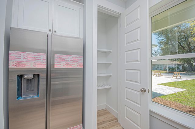 18 Wood Avenue, Panama City, FL 32404