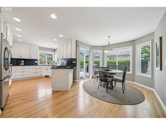 2678 Se MYRTLEWOOD Way, Gresham, OR 97080