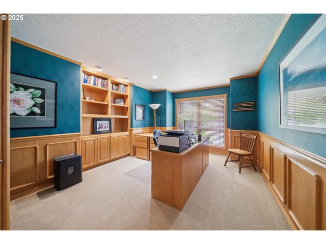 2678 Se MYRTLEWOOD Way, Gresham, OR 97080