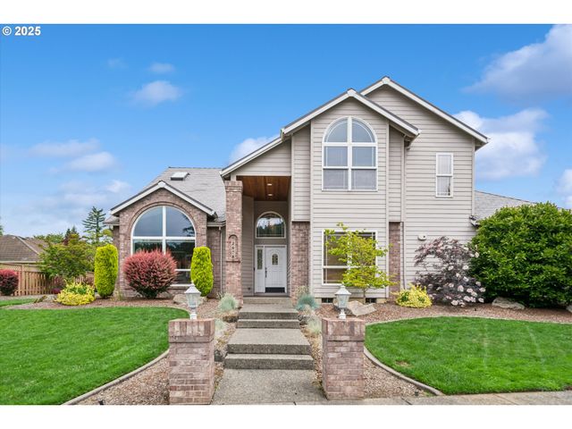 2678 Se MYRTLEWOOD Way, Gresham, OR 97080