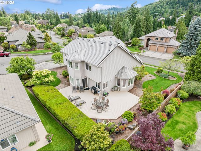 2678 Se MYRTLEWOOD Way, Gresham, OR 97080