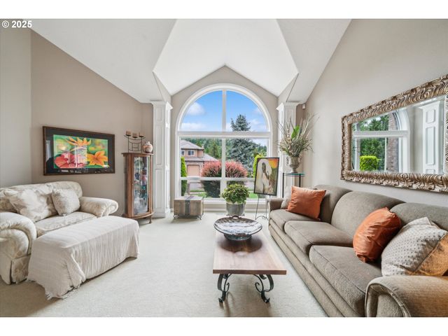 2678 Se MYRTLEWOOD Way, Gresham, OR 97080