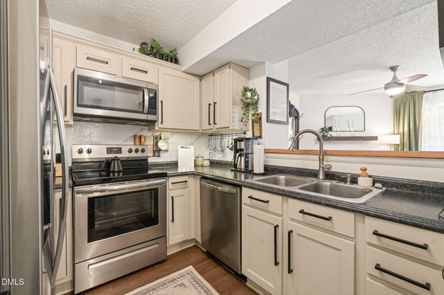 3706 Chimney Ridge Place Apt 108, Durham, NC 27713