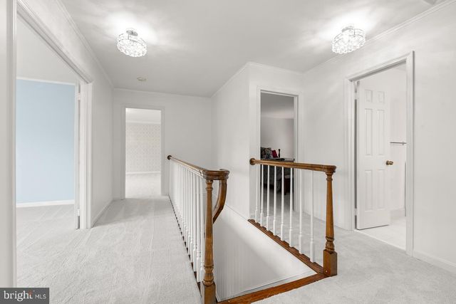 9090 PARK AVE, Manassas, VA 20110