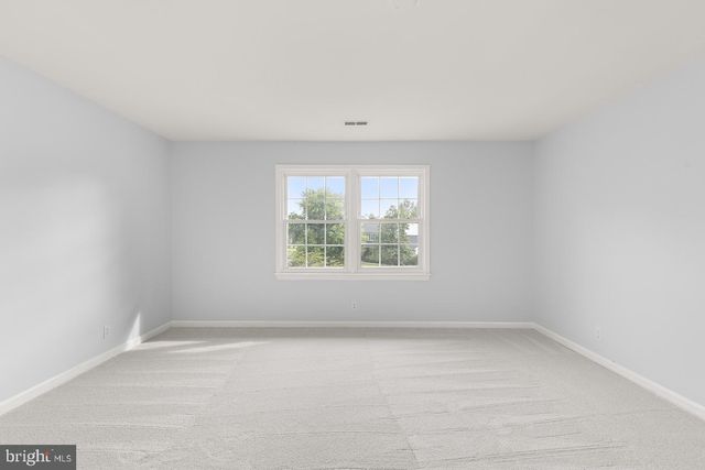 9090 PARK AVE, Manassas, VA 20110