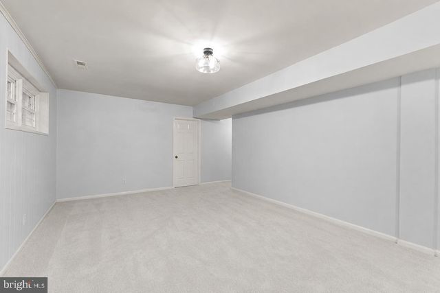 9090 PARK AVE, Manassas, VA 20110