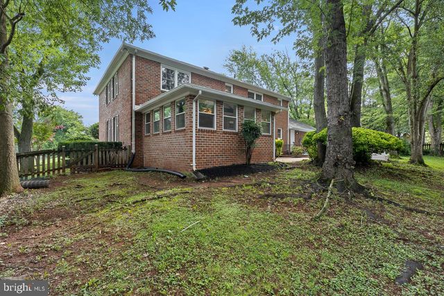 9090 PARK AVE, Manassas, VA 20110