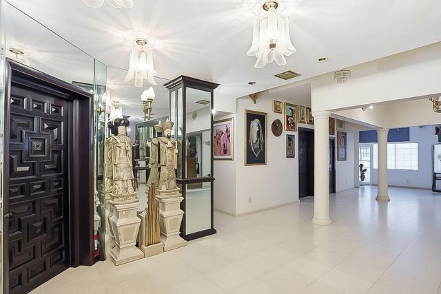 2850 NE 44th Street, Lighthouse Point, FL 33064