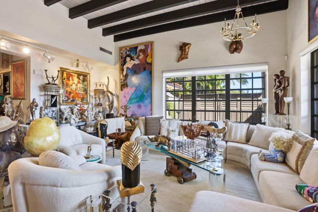 2850 NE 44th Street, Lighthouse Point, FL 33064