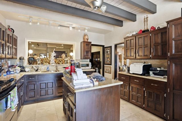 2850 NE 44th Street, Lighthouse Point, FL 33064