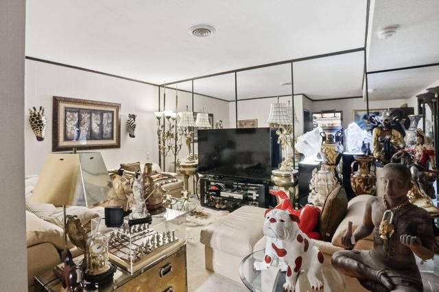 2850 NE 44th Street, Lighthouse Point, FL 33064