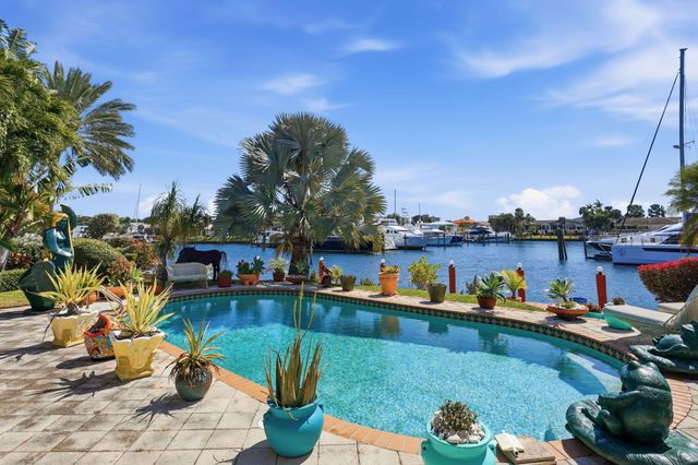 2850 NE 44th Street, Lighthouse Point, FL 33064