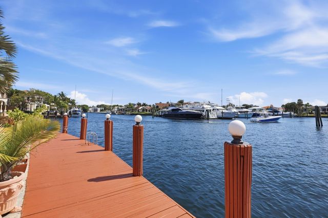 2850 NE 44th Street, Lighthouse Point, FL 33064