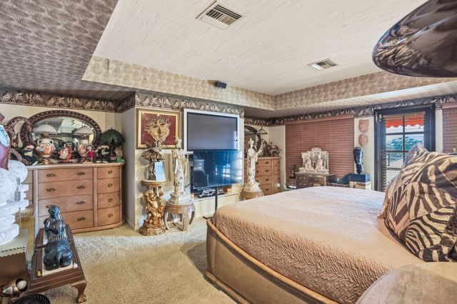 2850 NE 44th Street, Lighthouse Point, FL 33064