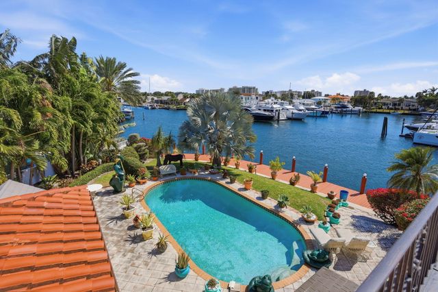 2850 NE 44th Street, Lighthouse Point, FL 33064