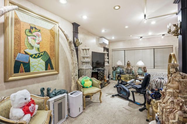 2850 NE 44th Street, Lighthouse Point, FL 33064