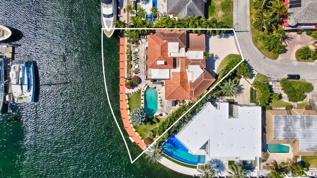 2850 NE 44th Street, Lighthouse Point, FL 33064