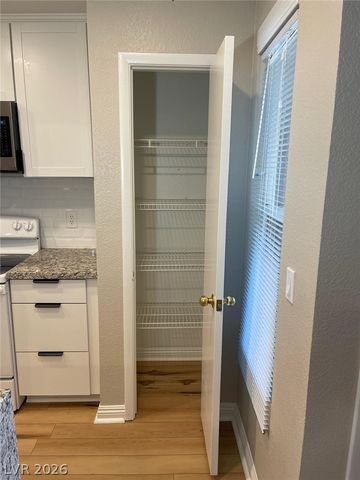 8101 West Flamingo Road 2131, Las Vegas, NV 89147