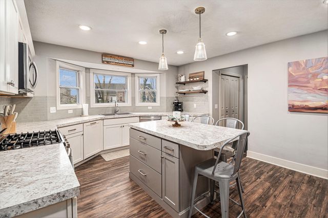 4656 Stonewood Court, Hudsonville, MI 49426