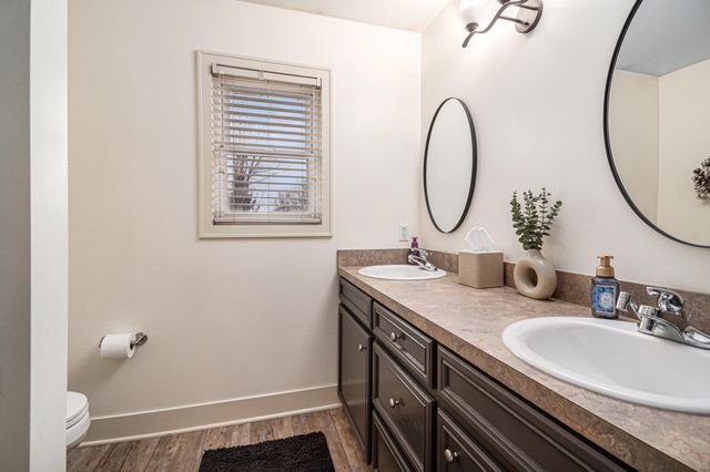 4656 Stonewood Court, Hudsonville, MI 49426