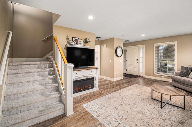 4656 Stonewood Court, Hudsonville, MI 49426