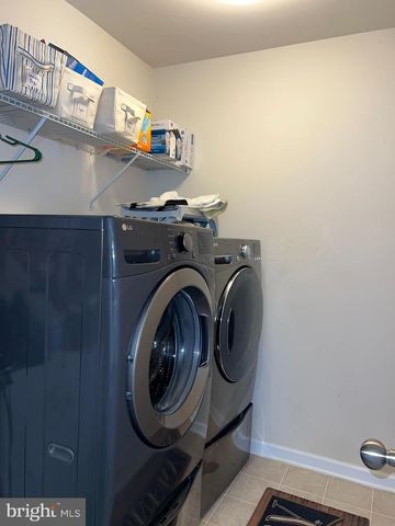 7817 STONEBRIAR DR, Glen Burnie, MD 21060