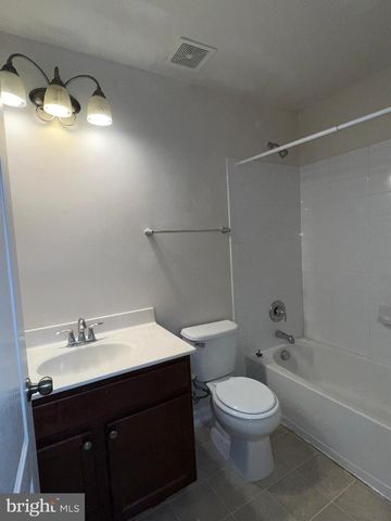 7817 STONEBRIAR DR, Glen Burnie, MD 21060