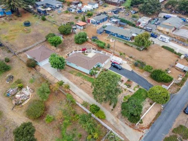 17959 Pesante Road, Salinas, CA 93907