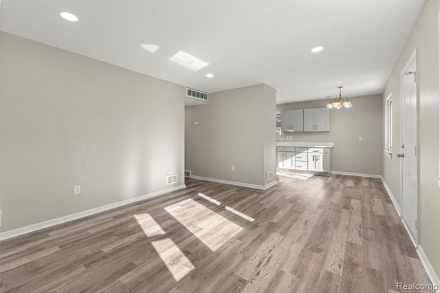 4638 Gertrude Street, Dearborn Heights, MI 48125