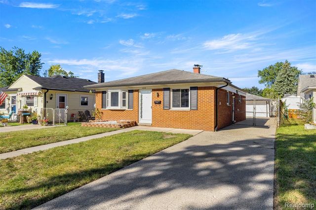 4638 Gertrude Street, Dearborn Heights, MI 48125