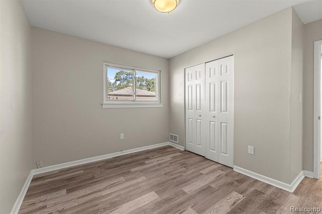 4638 Gertrude Street, Dearborn Heights, MI 48125