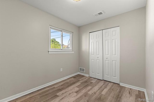 4638 Gertrude Street, Dearborn Heights, MI 48125