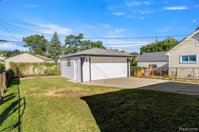 4638 Gertrude Street, Dearborn Heights, MI 48125