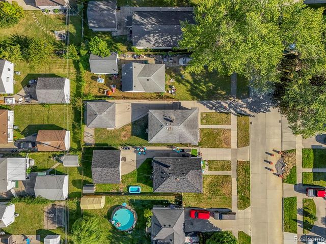 4638 Gertrude Street, Dearborn Heights, MI 48125
