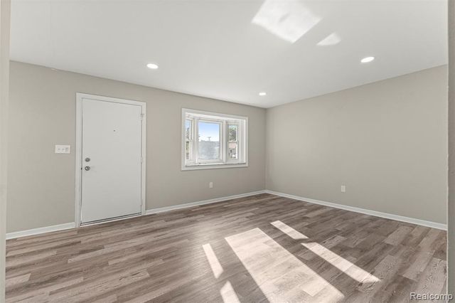 4638 Gertrude Street, Dearborn Heights, MI 48125