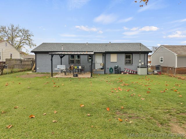 434 Locust Street NW, Ardmore, OK 73401