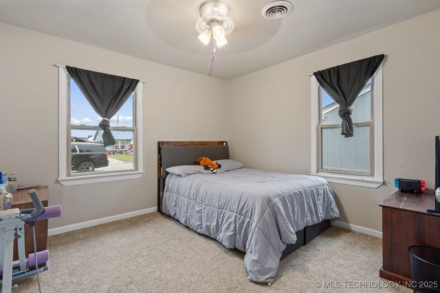 434 Locust Street NW, Ardmore, OK 73401