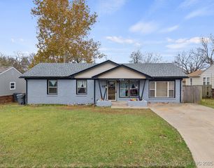 434 Locust Street NW, Ardmore, OK 73401