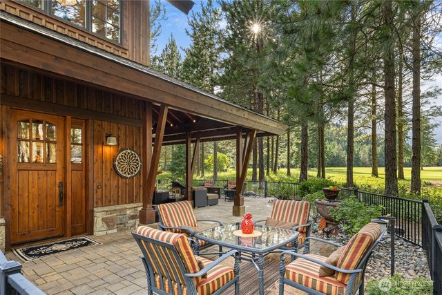 1990 Ruby King Loop, Cle Elum, WA 98922