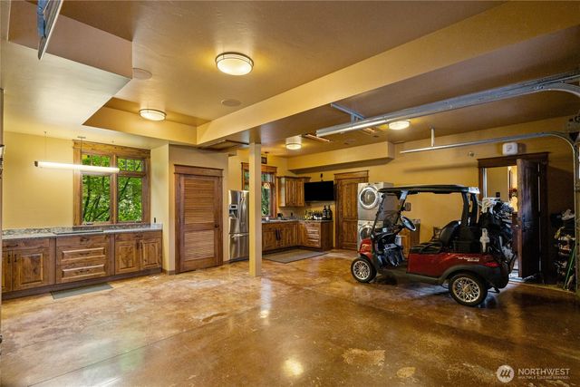 1990 Ruby King Loop, Cle Elum, WA 98922