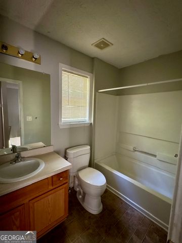 1904 Elm Park Drive, Hampton, GA 30228