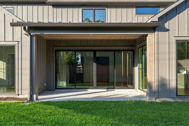 9217 Livenshire Drive, Dallas, TX 75238