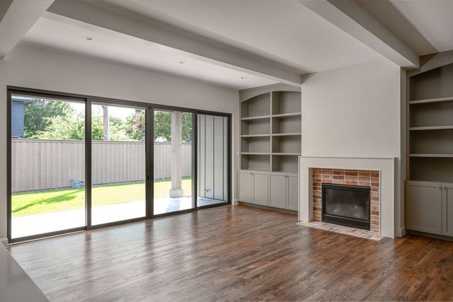 9217 Livenshire Drive, Dallas, TX 75238