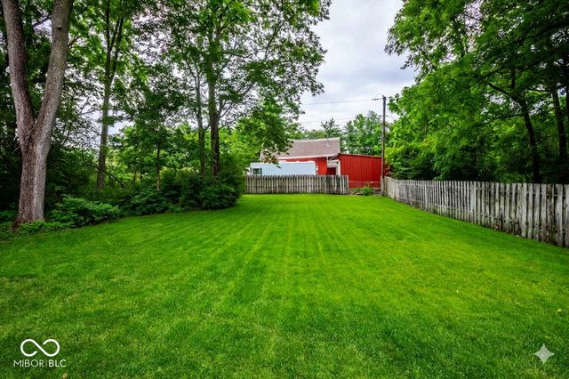 9160 Stratton Court, Fishers, IN 46037