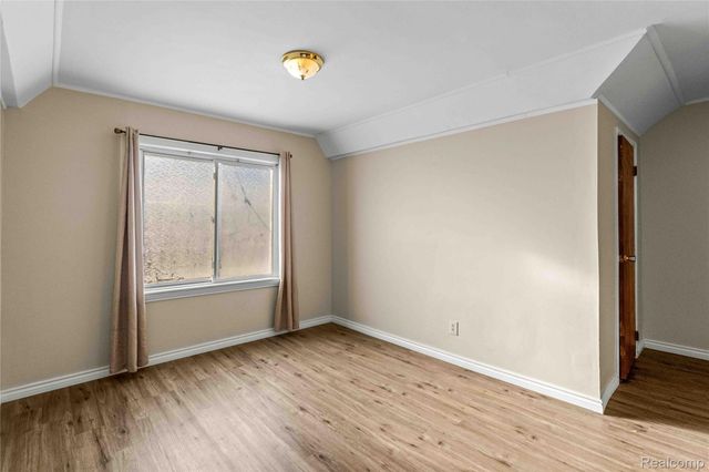 7642 Normile Street, Dearborn, MI 48126