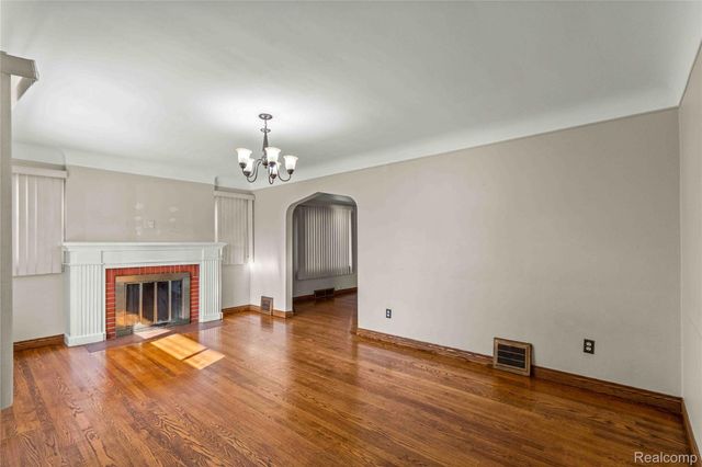 7642 Normile Street, Dearborn, MI 48126