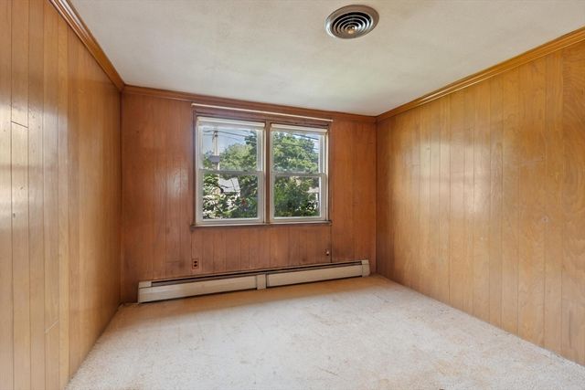 370 Albion St, Wakefield, MA 01880