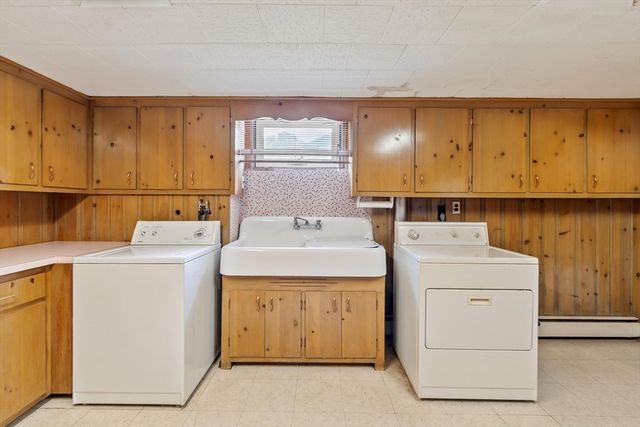 370 Albion St, Wakefield, MA 01880
