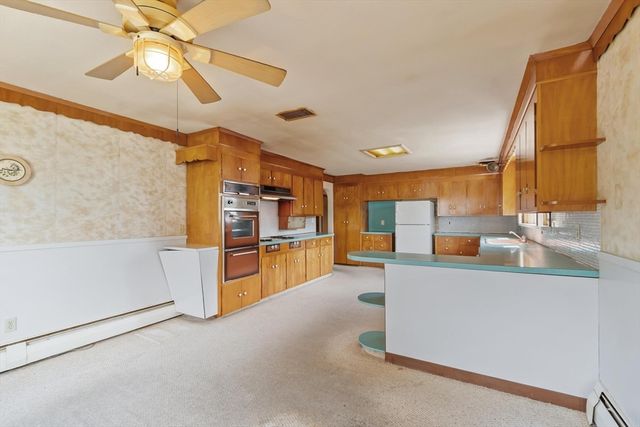 370 Albion St, Wakefield, MA 01880