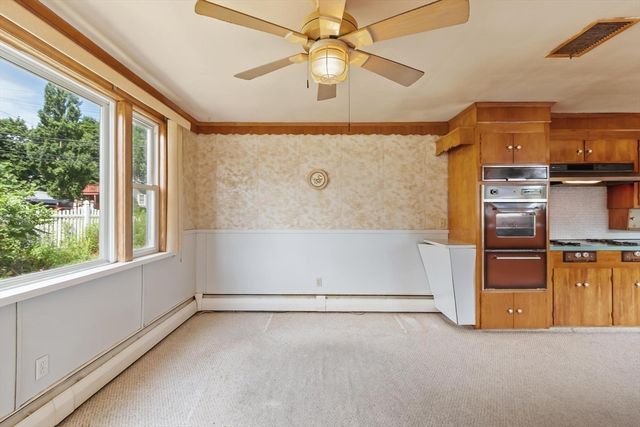 370 Albion St, Wakefield, MA 01880